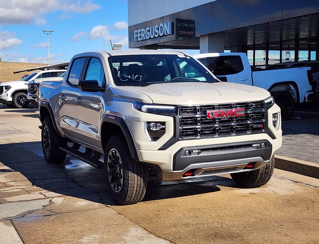 New 2026 GMC Canyon AT4 image 2