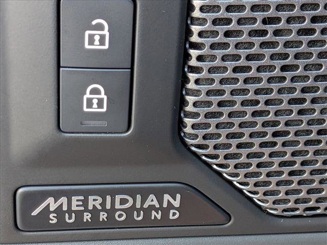 Certified 2023 Land Rover Defender 110 X-Dynamic SE image 16