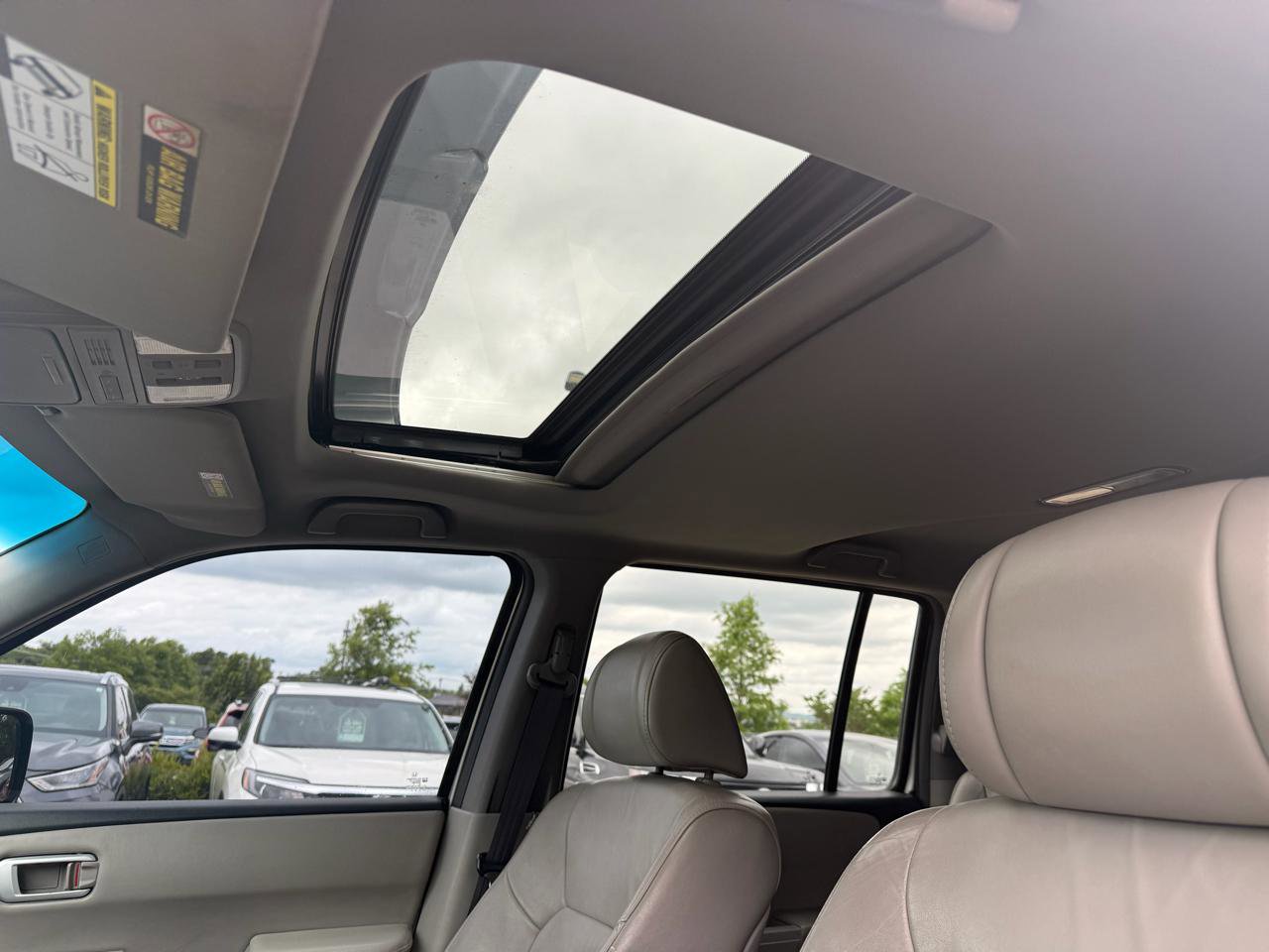 Used 2010 Honda Pilot EX-L image 10