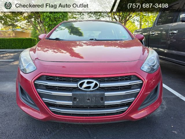 Used 2016 Hyundai Elantra GT FWD image 2