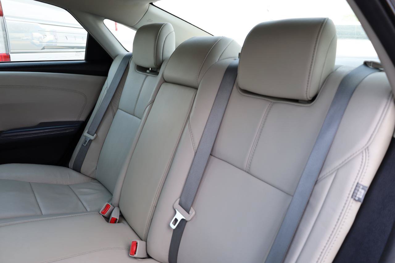 Used 2013 Toyota Avalon XLE FWD image 12