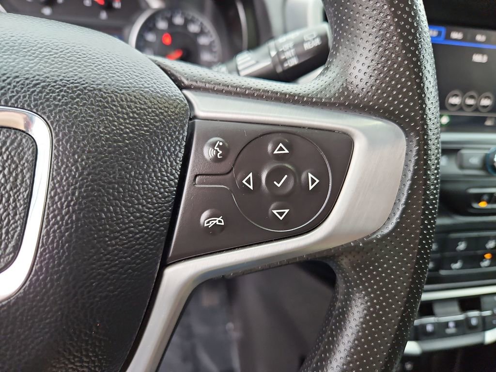 Used 2024 GMC Terrain SLE image 12