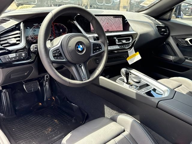 New 2026 BMW Z4 sDrive30i w/ Shadowloine Package RWD image 24