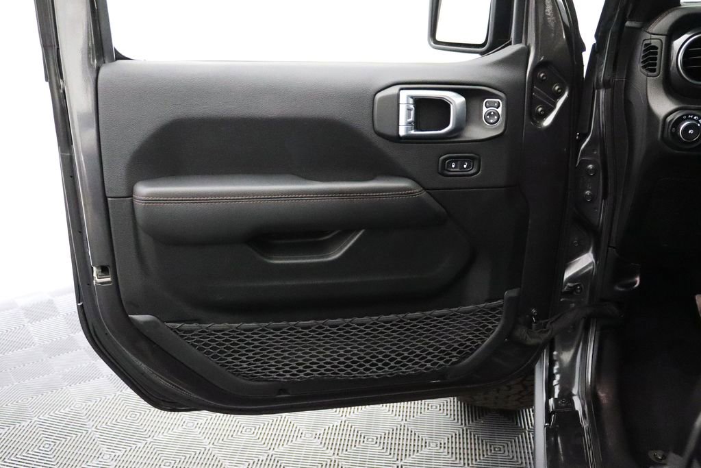 Used 2021 Jeep Wrangler Unlimited Rubicon w/ Xtreme Recon 35" Tire Package AWD/4WD image 13