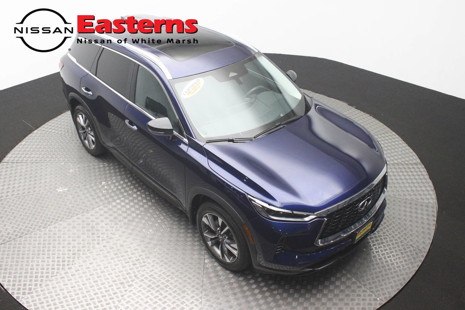 Used 2023 INFINITI QX60 Luxe w/ Cargo Package AWD/4WD image 3