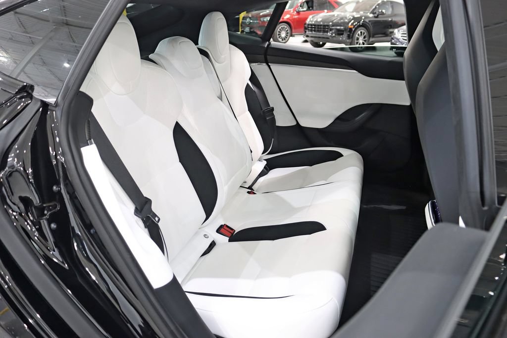 Used 2024 Tesla Model S Plaid AWD/4WD image 33