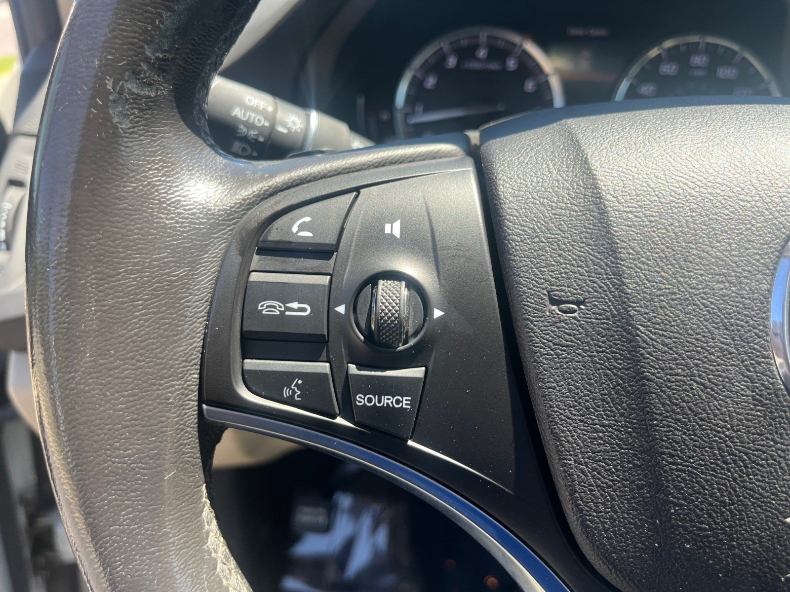 Used 2015 Acura MDX SH-AWD w/ Advance Package image 14