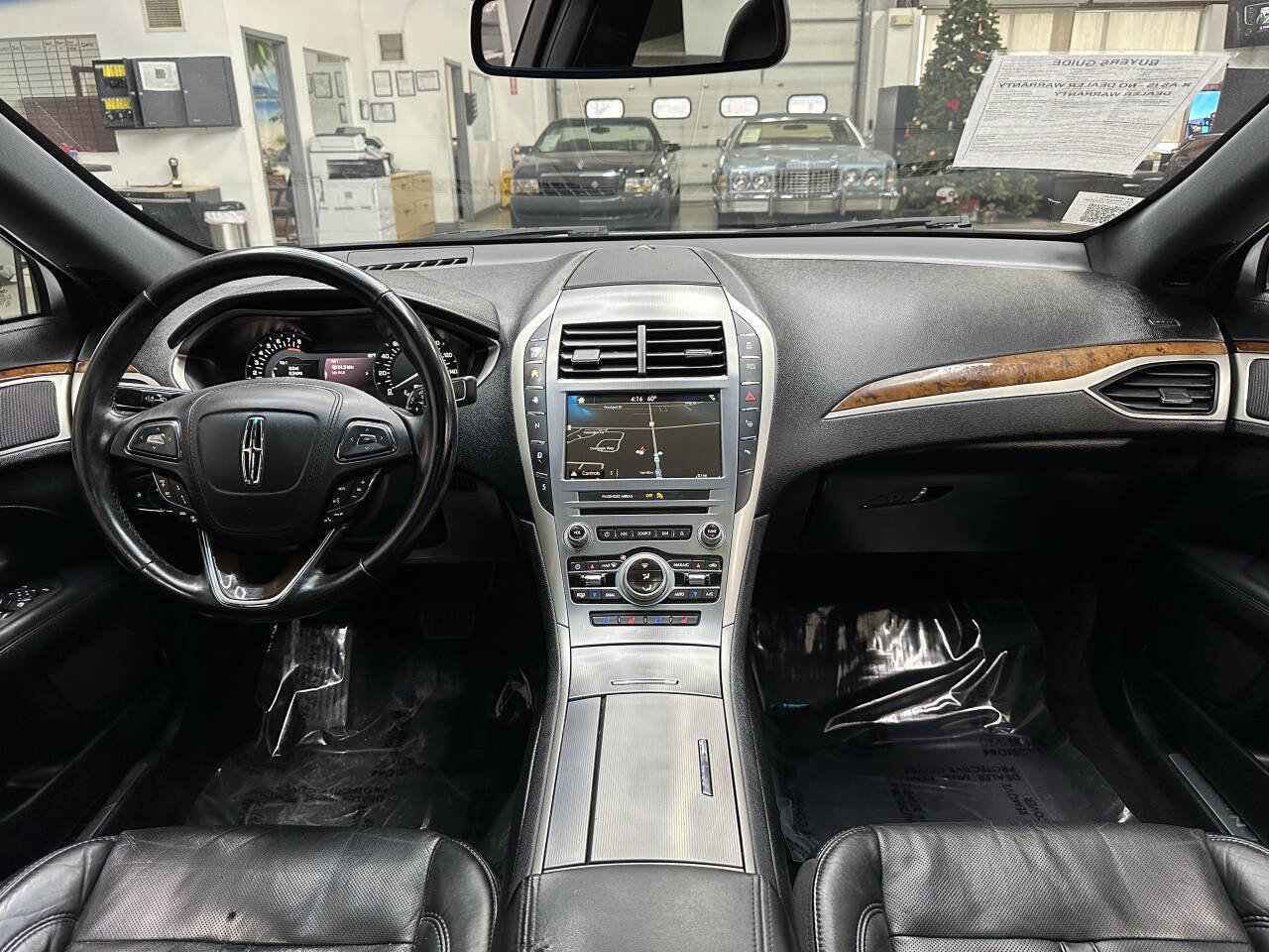 Used 2017 Lincoln MKZ Reserve w/ Technology Package image 18