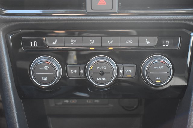 Used 2024 Volkswagen Taos SE FWD image 26