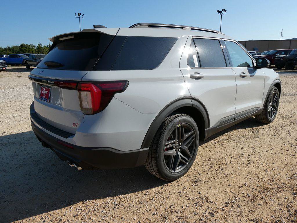 New 2027 Ford Explorer ST AWD/4WD image 5