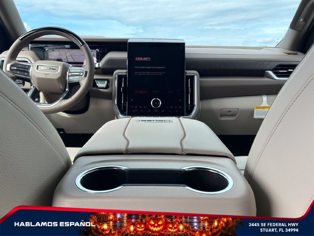 New 2027 GMC Yukon Denali w/ Denali Reserve Package AWD/4WD image 16