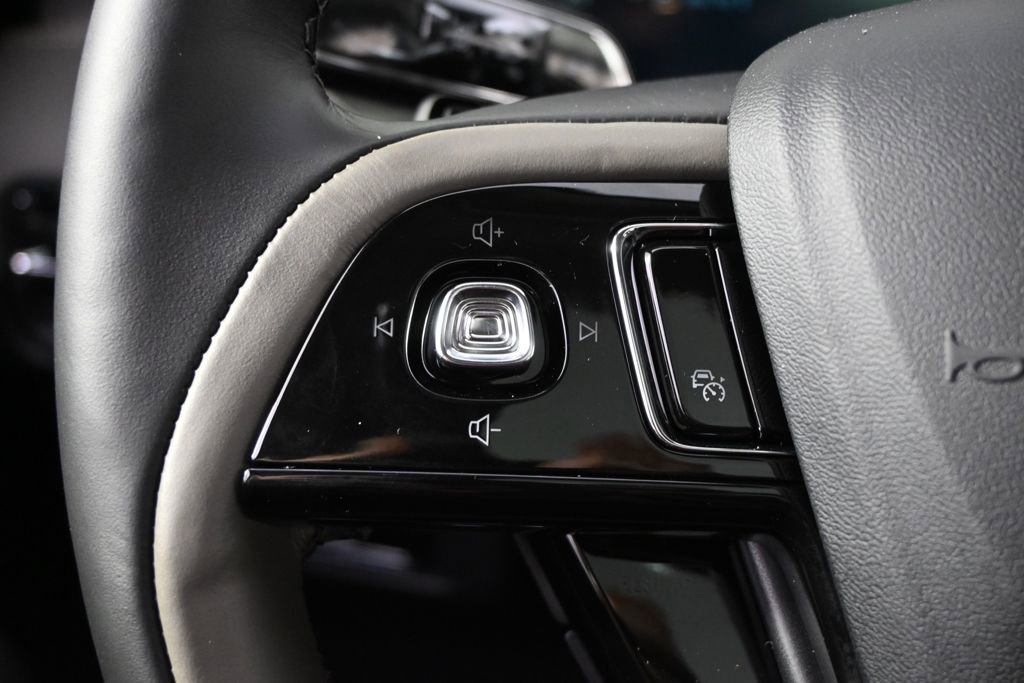 New 2026 Lincoln Corsair Reserve w/ Jet Appearance Package AWD/4WD image 35