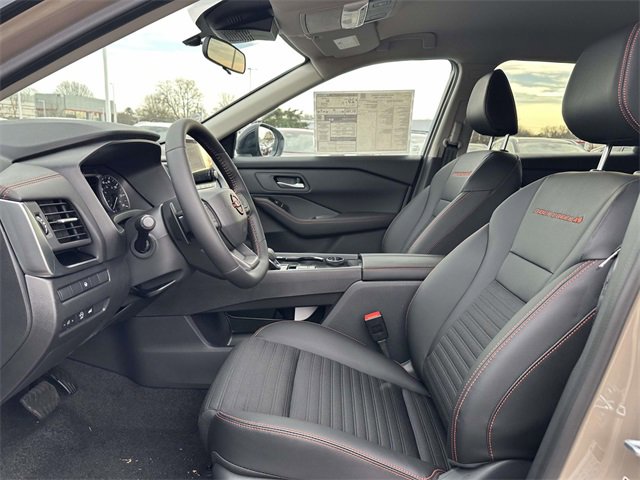 New 2026 Nissan Rogue Rock Creek image 16