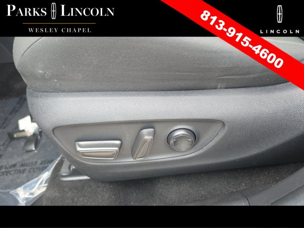 Used 2022 Toyota RAV4 XLE FWD image 19