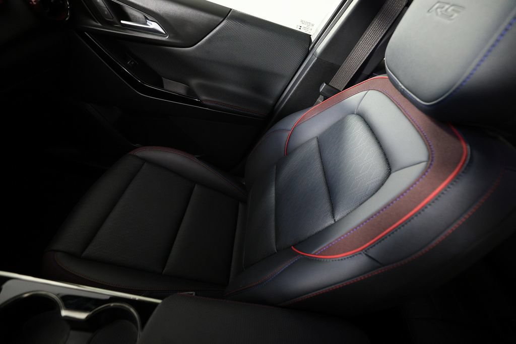 Used 2025 Chevrolet Equinox RS w/ Safety and Technology Package FWD image 32