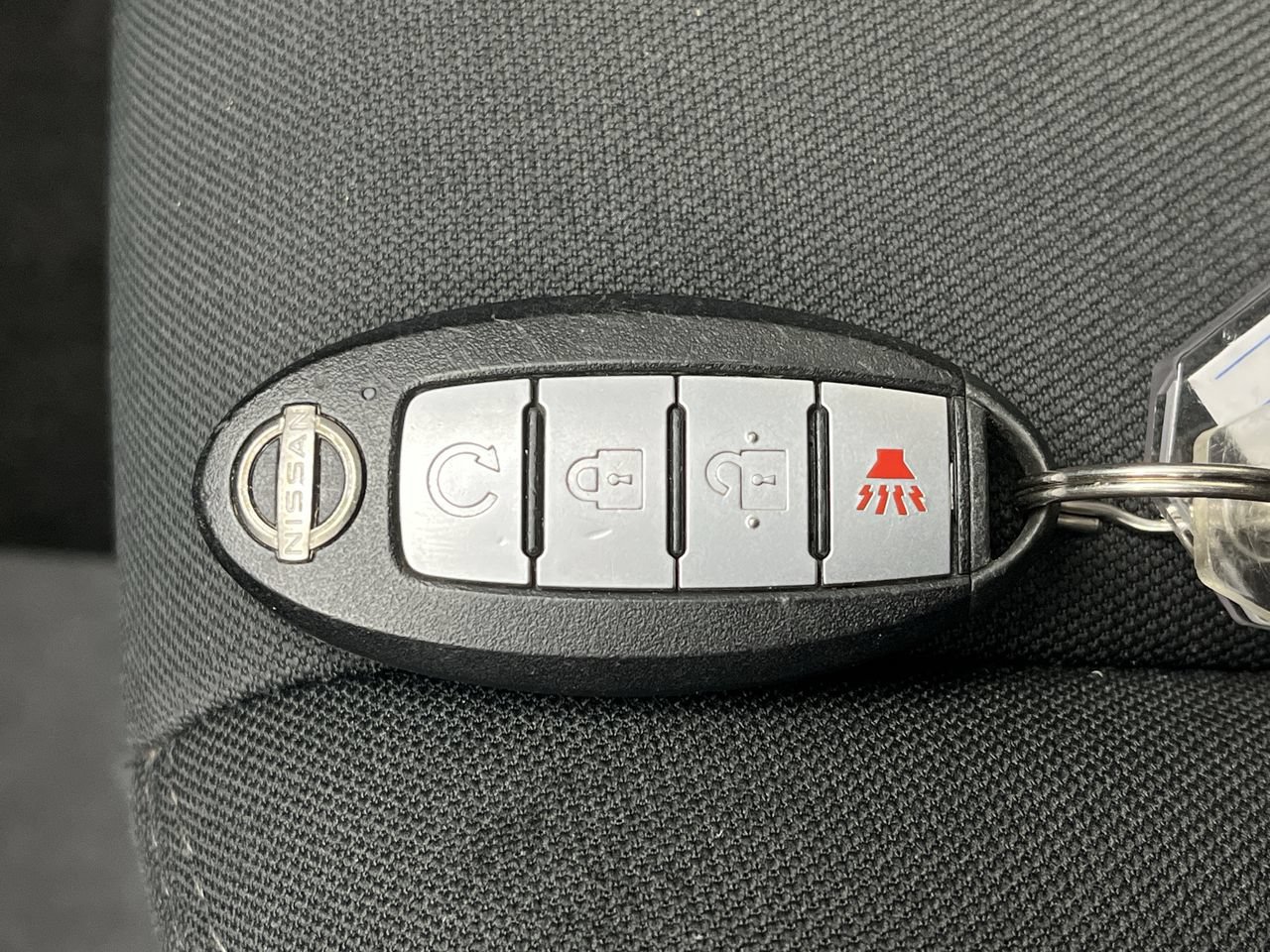 Used 2020 Nissan Pathfinder SV AWD/4WD image 25
