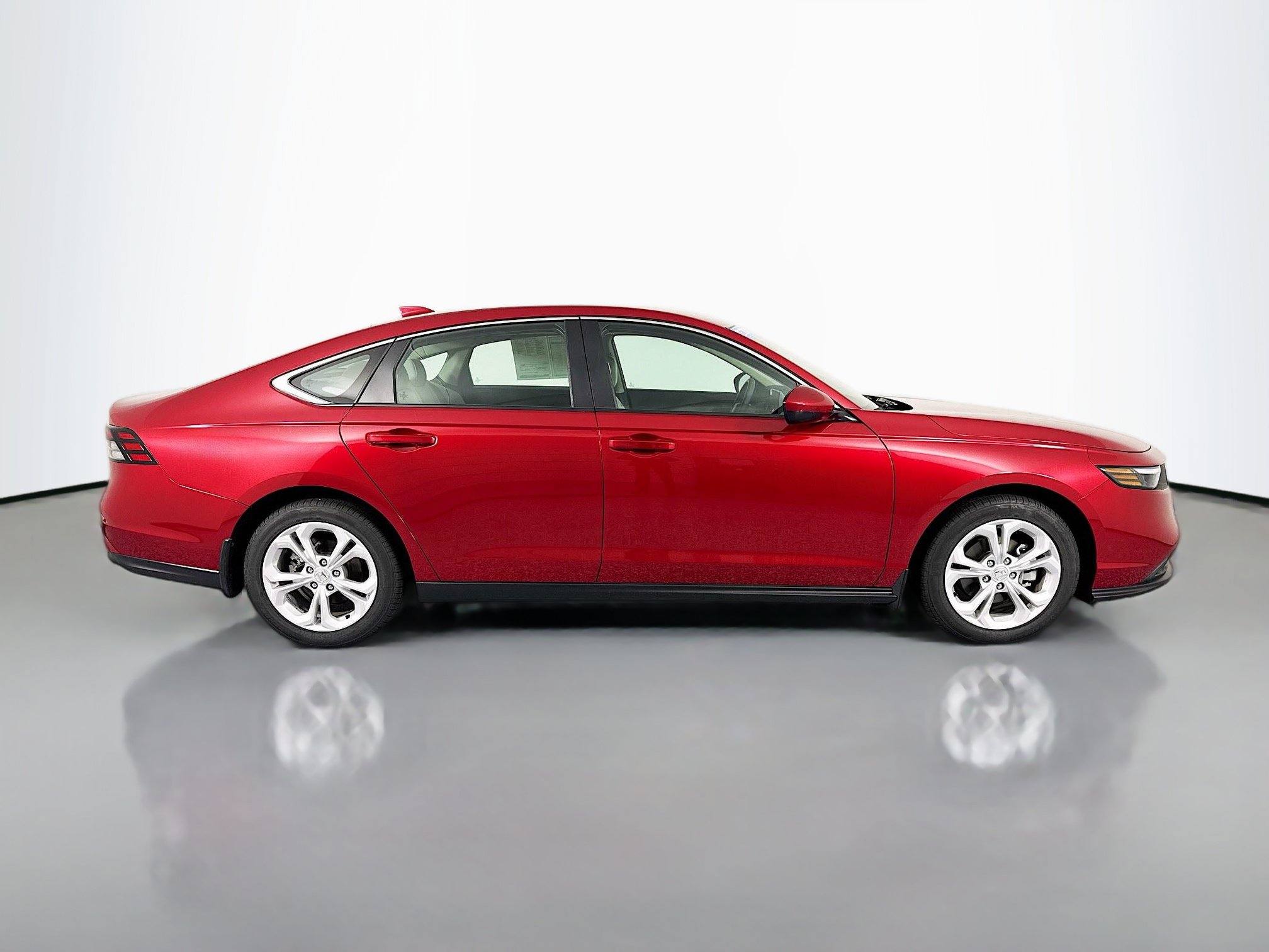 Used 2024 Honda Accord LX image 4