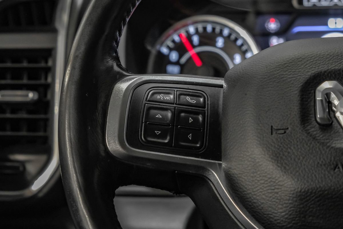 Used 2020 RAM 3500 Laramie image 17