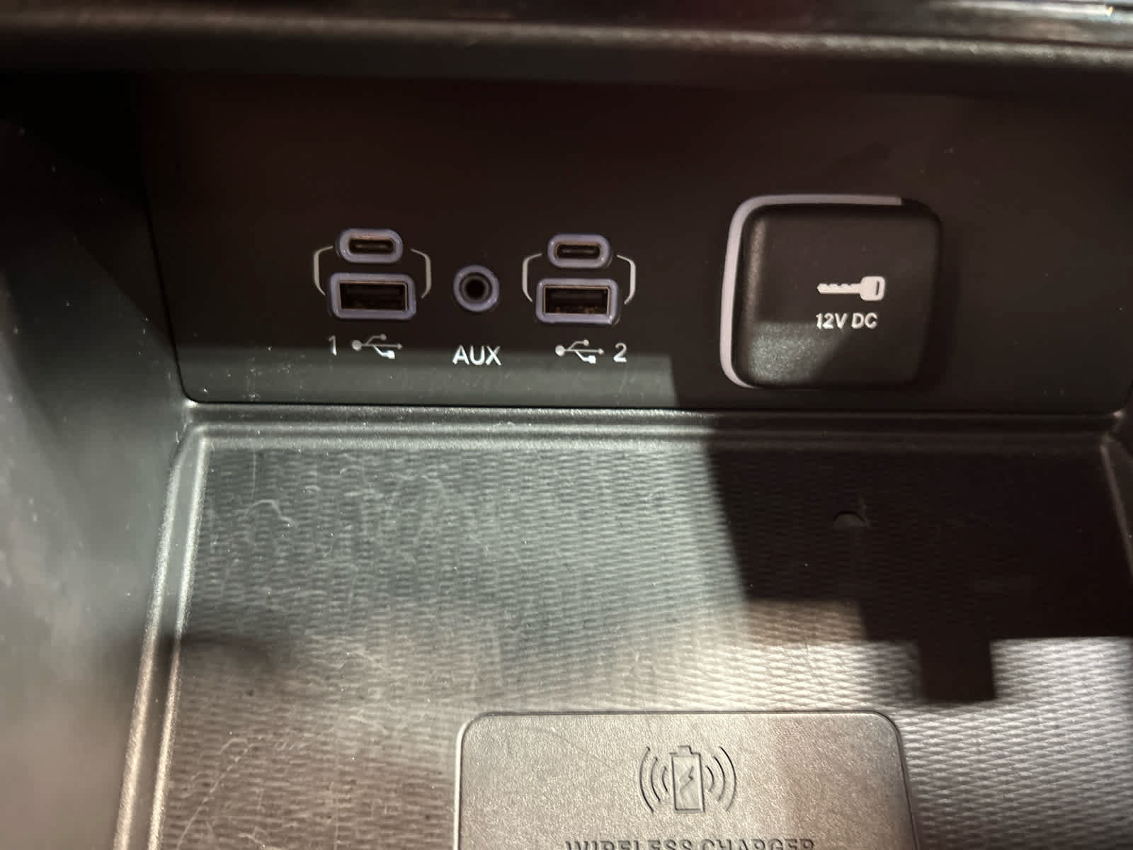 Used 2024 Jeep Grand Cherokee L Altitude AWD/4WD image 14