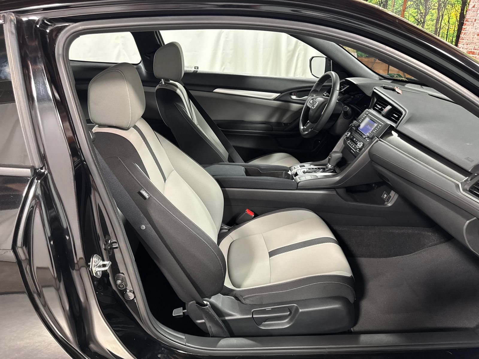 Used 2018 Honda Civic LX-P image 27