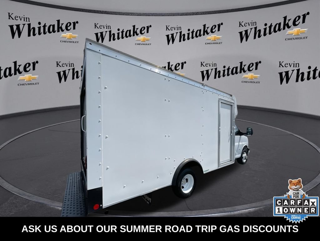 Used 2022 Chevrolet Express 3500 w/ Power Convenience Package RWD image 9