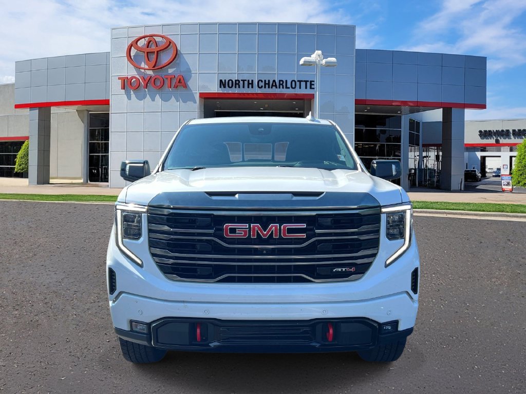 Used 2023 GMC Sierra 1500 AT4 w/ AT4 Premium Package AWD/4WD image 3