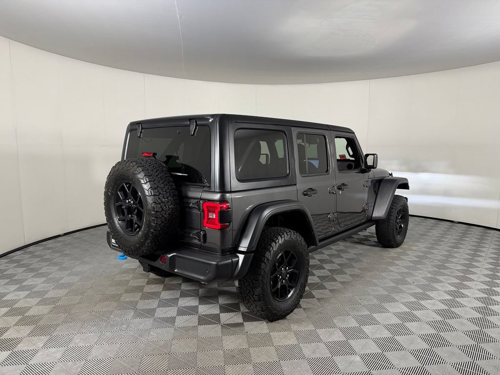 Used 2024 Jeep Wrangler Unlimited AWD/4WD image 7