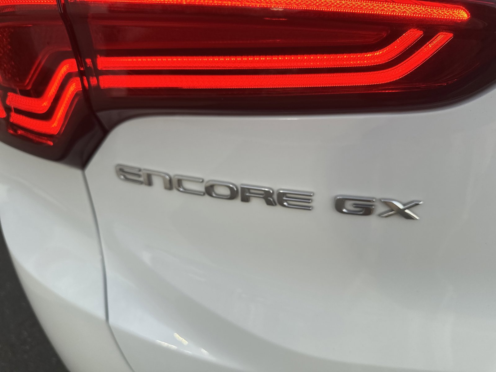 Used 2024 Buick Encore GX Sport Touring w/ Comfort Package image 23