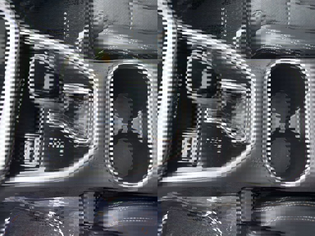 Used 2023 Subaru Outback Limited XT image 16