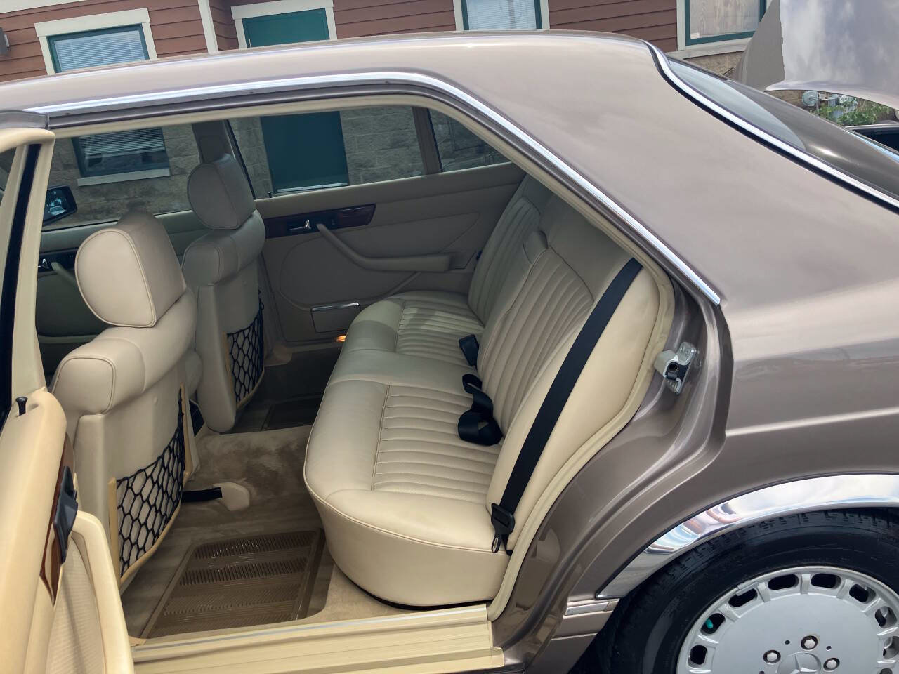 Used 1988 Mercedes-Benz 420 SEL image 20