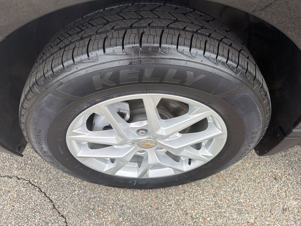 Used 2024 Chevrolet Equinox LT w/ LPO, Floor Liner Package AWD/4WD image 12