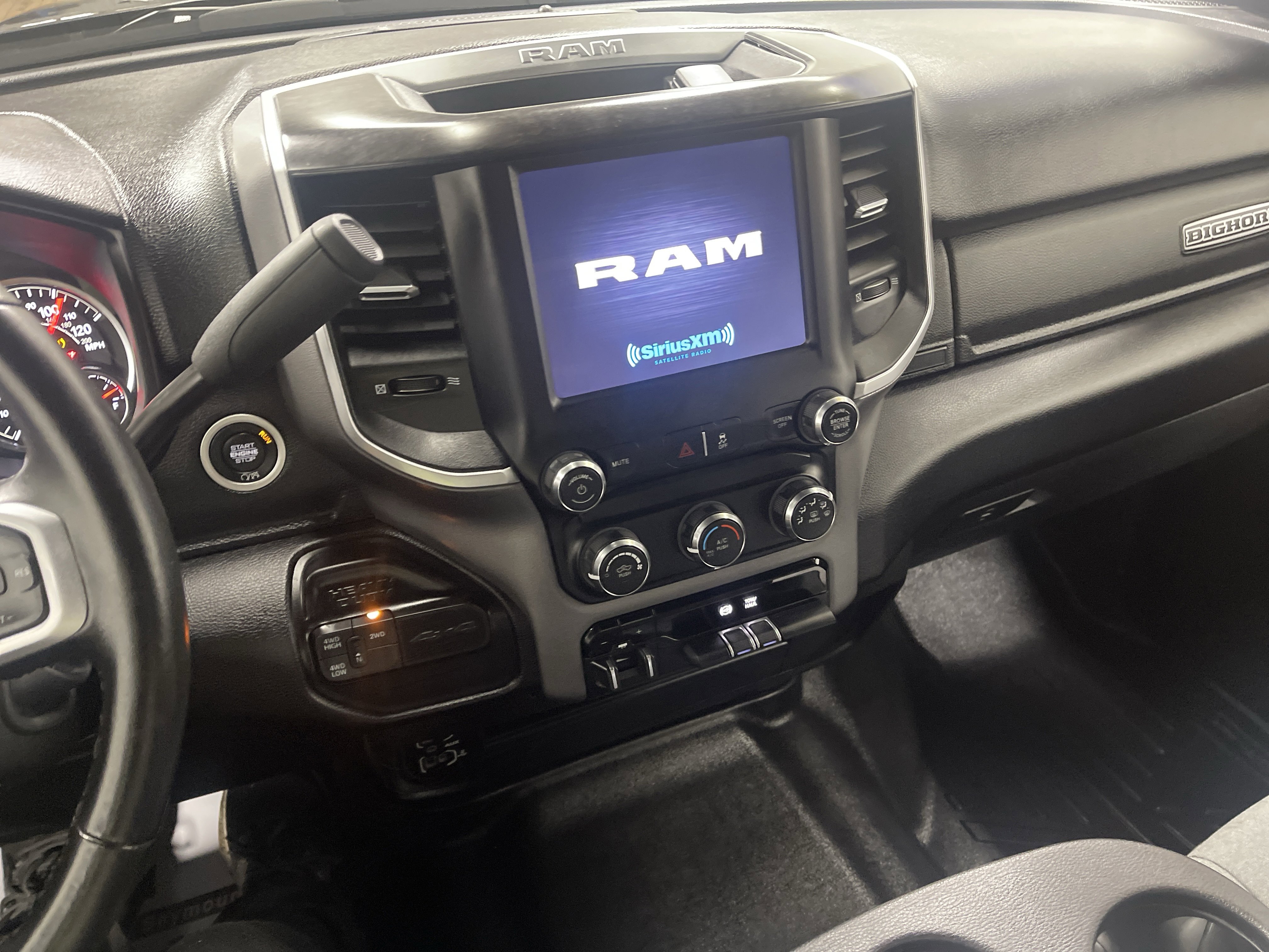 Used 2024 RAM 2500 Big Horn image 29