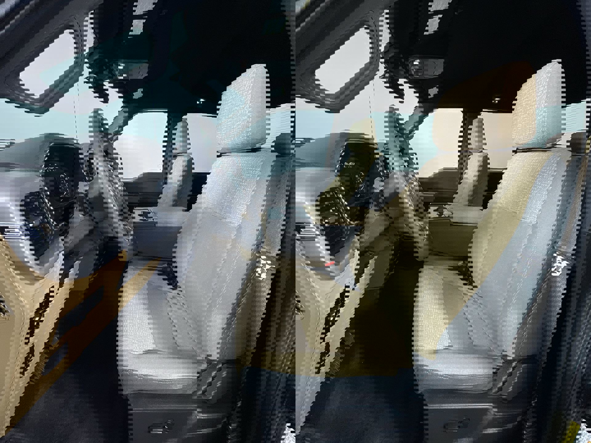 Used 2023 Ford F150 XLT image 15