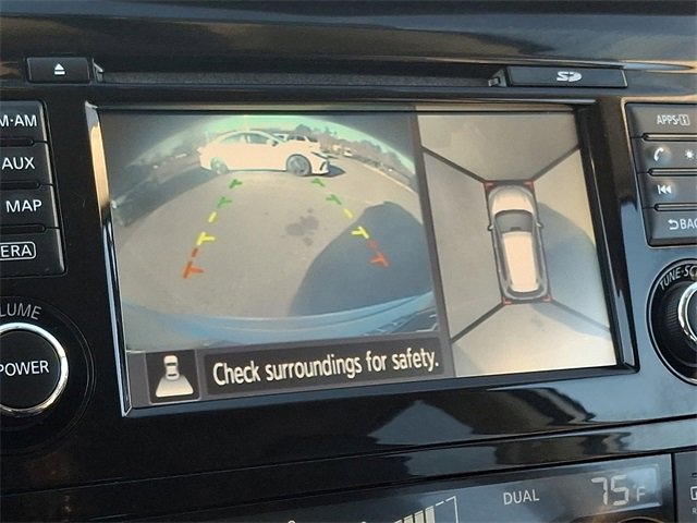 Used 2014 Nissan Rogue SL image 14