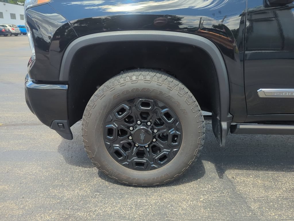 Certified 2025 Chevrolet Silverado 3500 High Country w/ High Country Premium Package AWD/4WD image 14