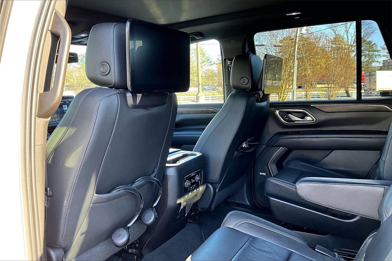 Used 2021 Chevrolet Tahoe Z71 w/ Rear Media and Nav Package image 29