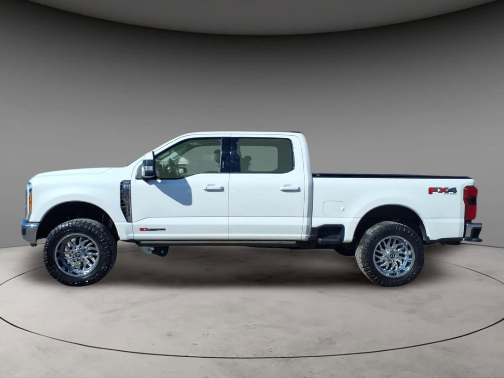Used 2023 Ford F250 Lariat w/ Lariat Ultimate Package image 2