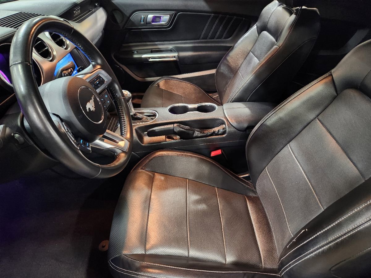 Used 2020 Ford Mustang Premium RWD image 29