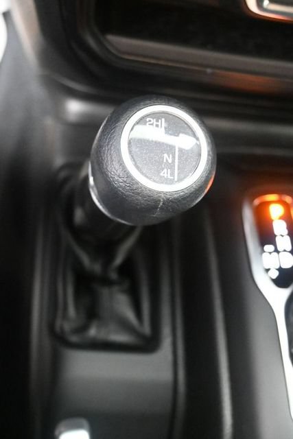 Used 2022 Jeep Wrangler Unlimited Sport AWD/4WD image 13