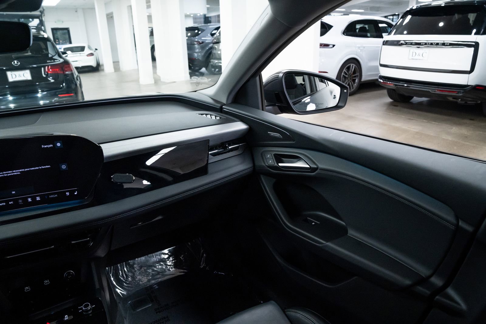 Used 2025 Audi Q6 e-tron Premium Plus w/ Premium Plus image 11