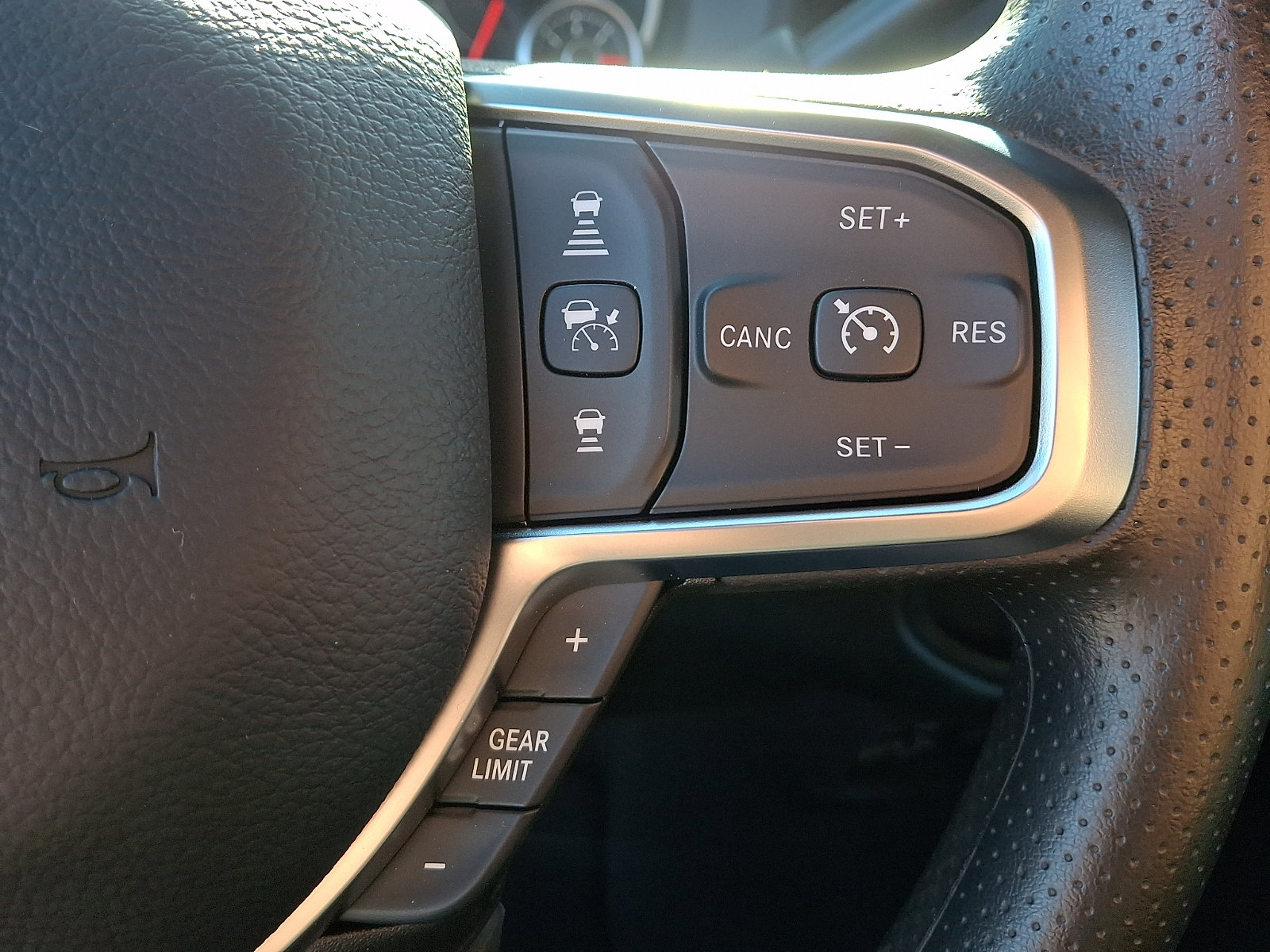 New 2026 RAM 2500 Tradesman AWD/4WD image 18