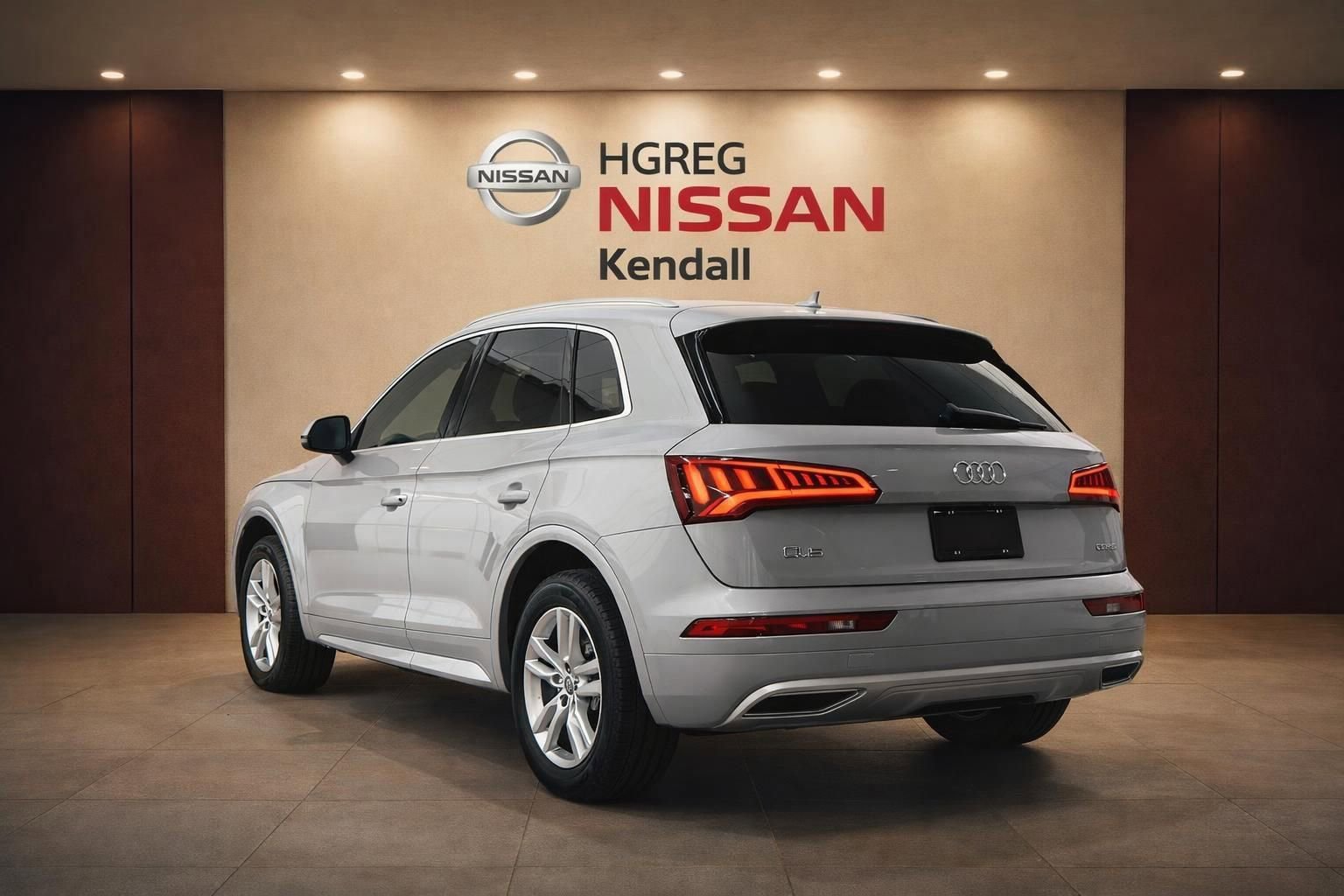 Used 2020 Audi Q5 2.0T Premium image 2