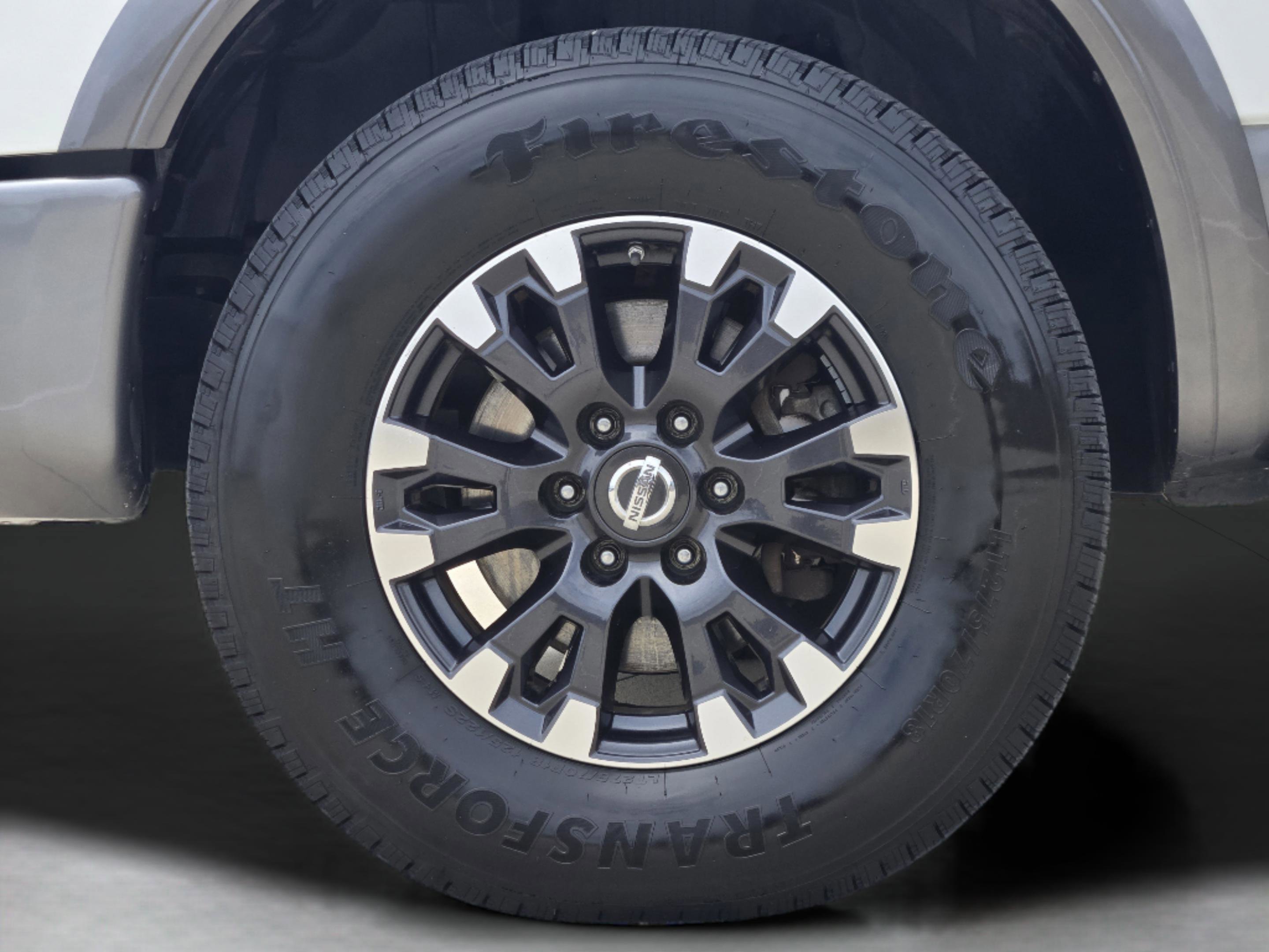 Used 2018 Nissan Titan PRO-4X w/ Pro-4x Utility Package AWD/4WD image 30