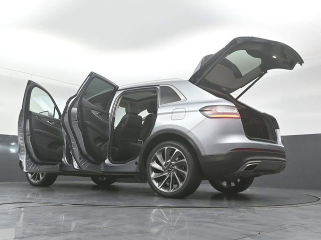 Certified 2022 Lincoln Nautilus Reserve w/ Equipment Group 201A image 47