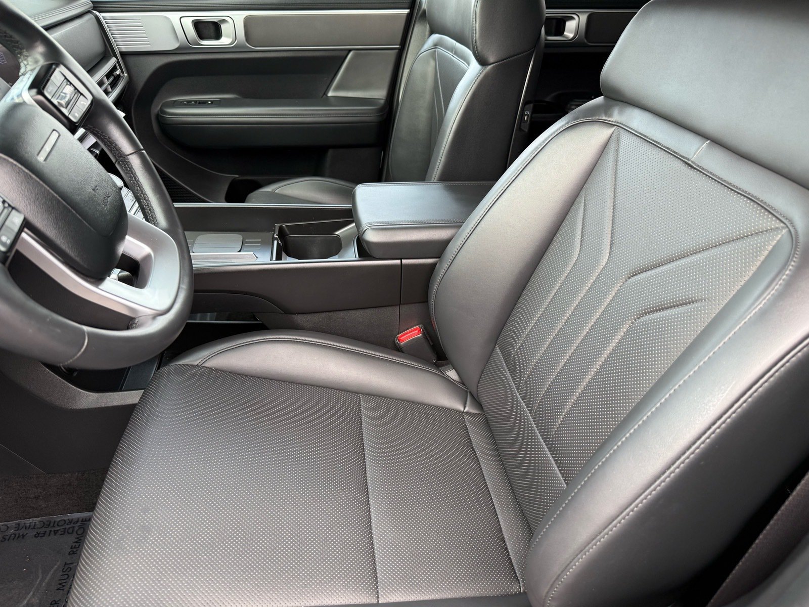 Used 2026 Hyundai Santa Fe SEL AWD/4WD image 13