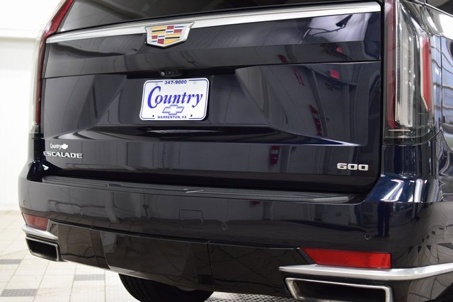 Used 2021 Cadillac Escalade Premium Luxury w/ Driver Assist Tech Package image 21