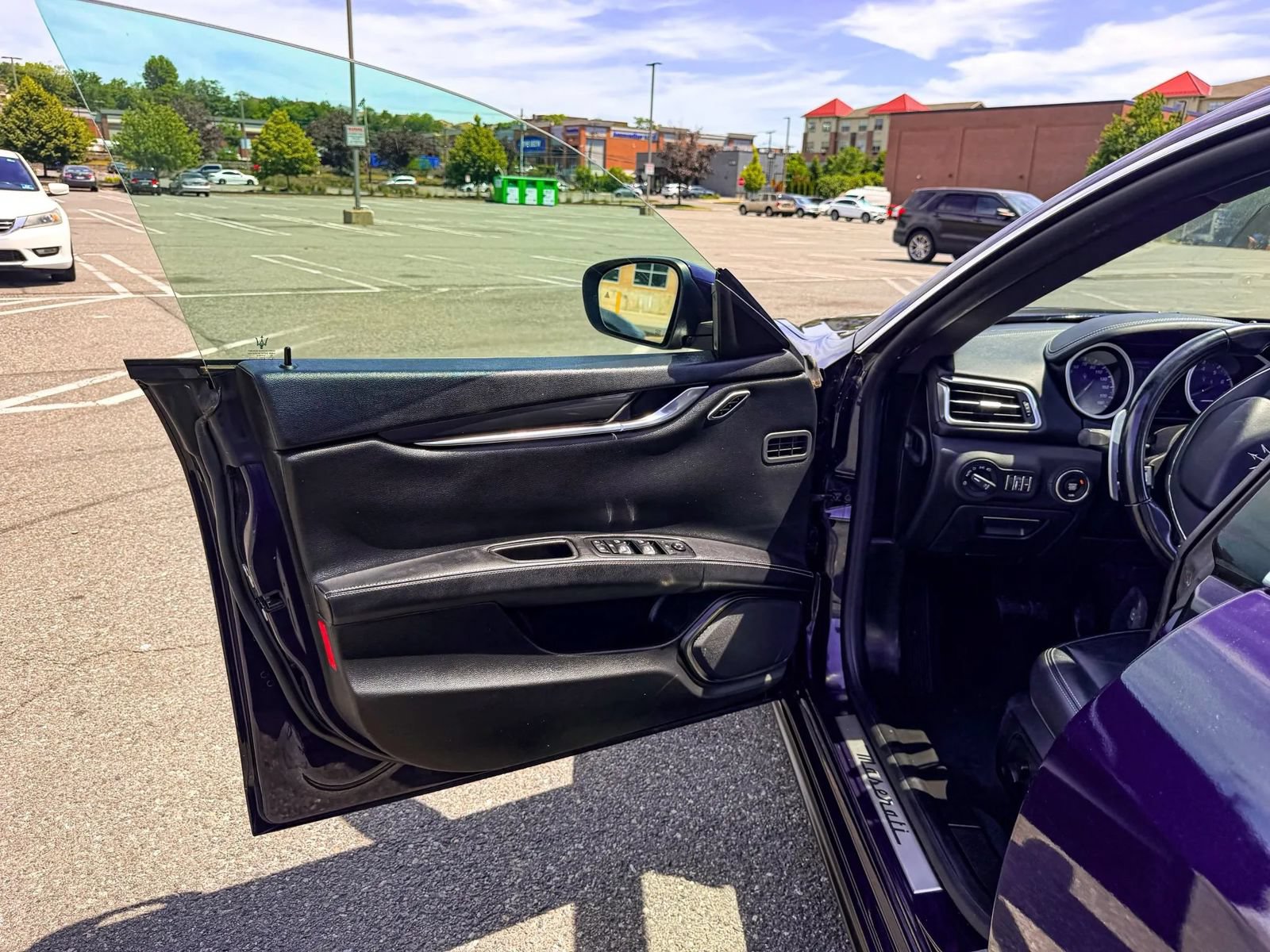 Used 2018 Maserati Ghibli S Q4 AWD/4WD image 11