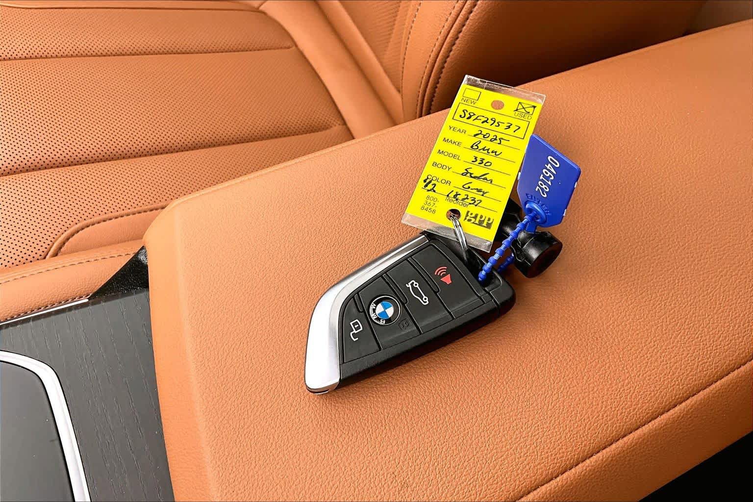 Certified 2025 BMW 330i Sedan RWD image 15