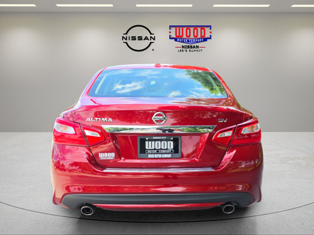Used 2017 Nissan Altima 2.5 SV w/ Convenience Package FWD image 3