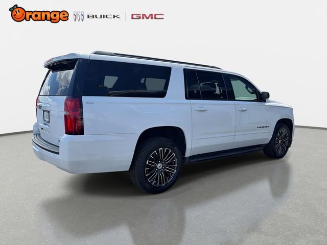 Used 2018 Chevrolet Suburban Premier AWD/4WD image 3